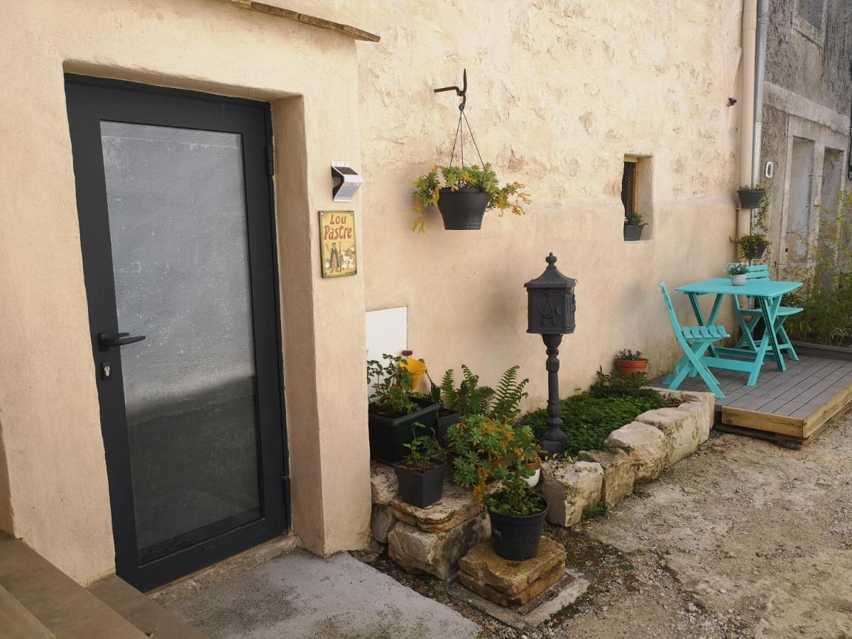 Lou Pastre Hotel La Boissiere  Bagian luar foto